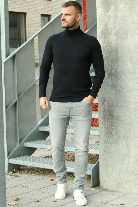 JEFF MALCOLM ROLL NECK KNIT Black