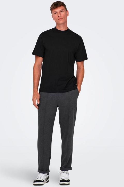 ONLY & SONS Otis Regular Mock Neck Tee Black