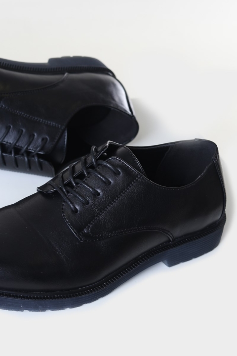 Liebhaveri Chris Derby Chaussures Black